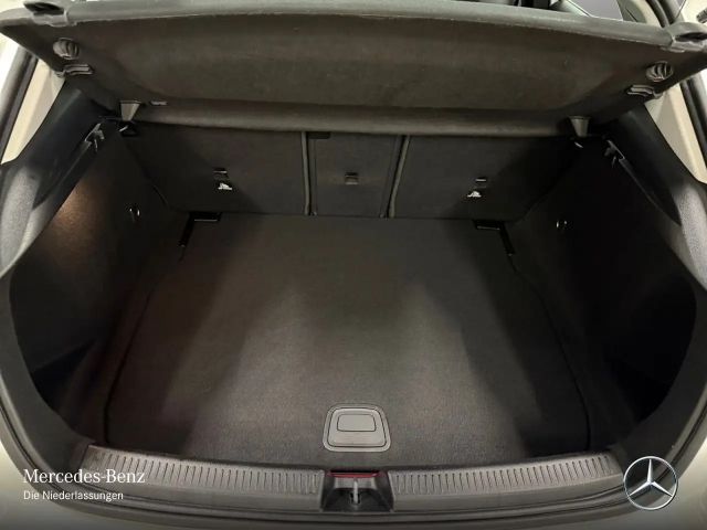 Mercedes-Benz A 180 Progressive