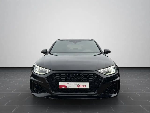 Audi RS4 Avant Quattro