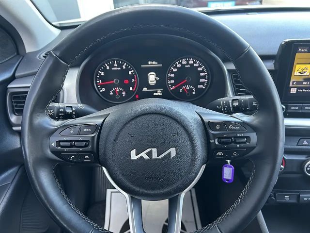 Kia Stonic Play Titan
