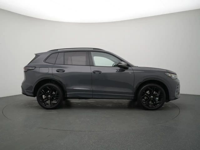 Volkswagen Tiguan 4Motion R-Line