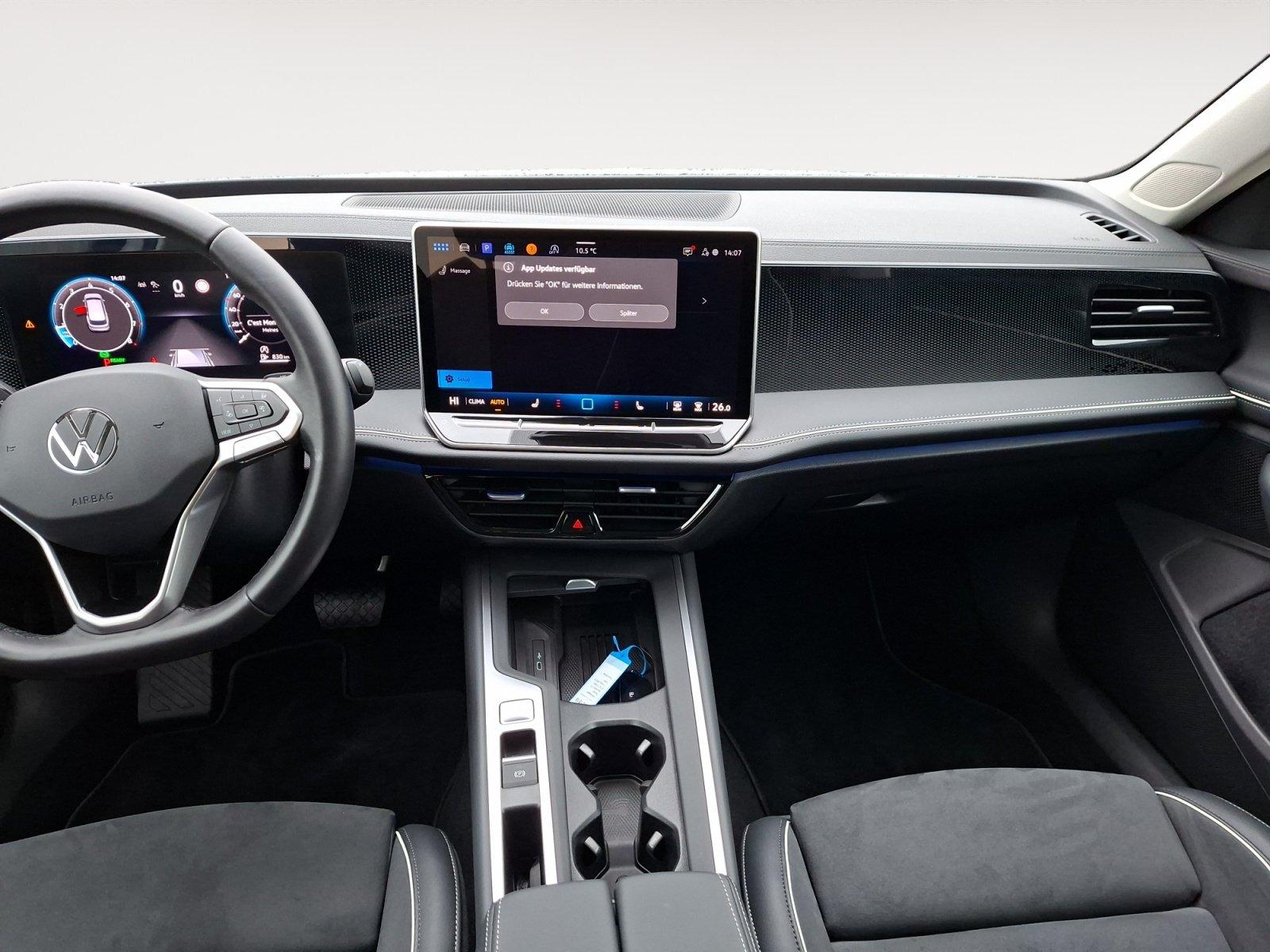 Volkswagen Passat 1.5 eTSI Business Variant