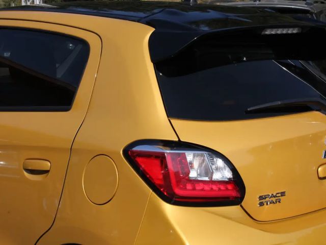 Mitsubishi Space Star Star