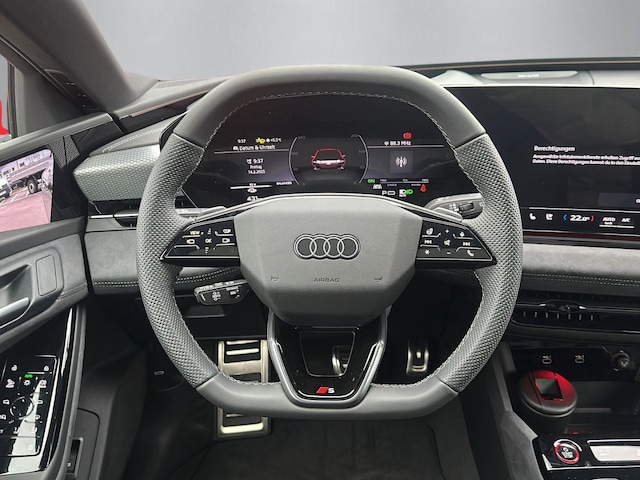 Audi A6 e-tron Avant Quattro