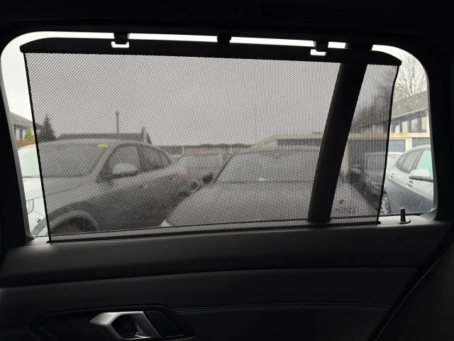 BMW 330 330d M-Sport xDrive