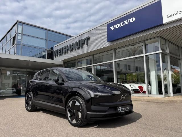 Volvo EX30 Twin motor Ultra