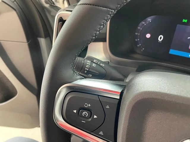 Volvo XC40 Dark Plus