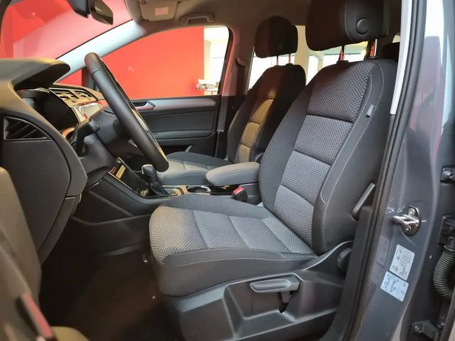 Volkswagen Touran DSG Life