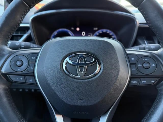 Toyota Corolla Hybride Team D