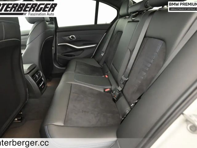 BMW 320 320d M-Sport Sedan xDrive