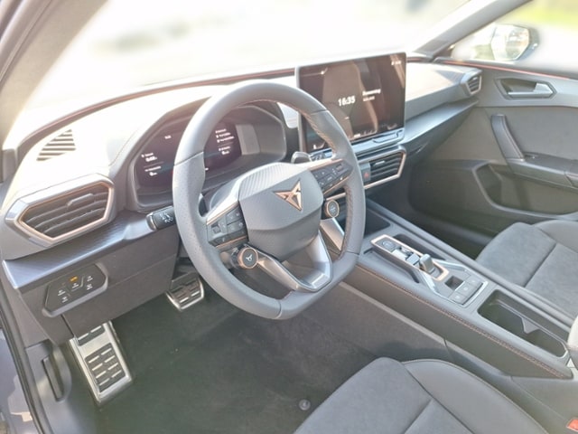 Cupra Leon DSG e-Hybrid