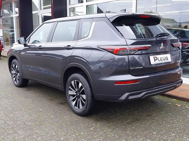 Mitsubishi Outlander PHEV