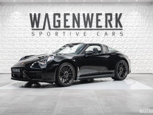 Porsche 992 4 Cabrio GTS Targa
