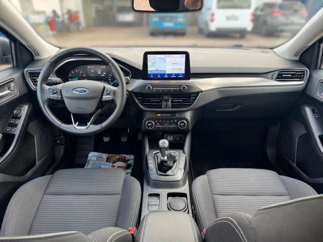 Ford Focus Titanium Wagon