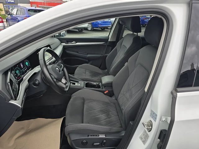 Volkswagen Golf DSG Life Variant