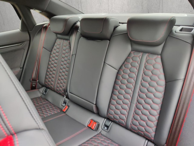 Audi RS3 Quattro S-Tronic Sedan