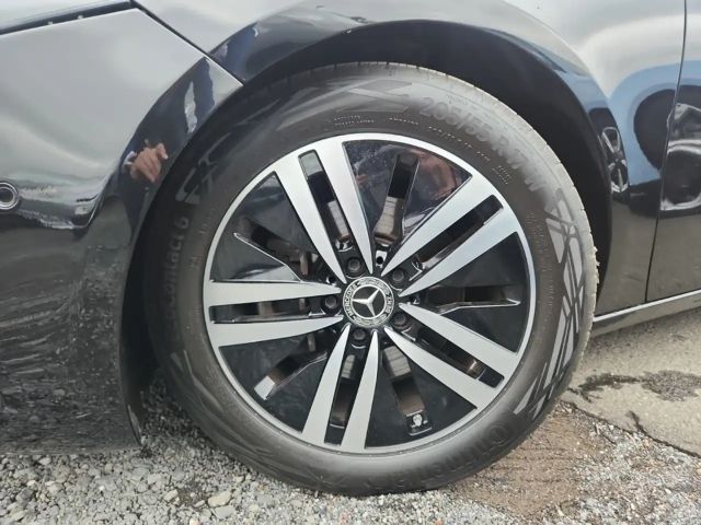 Mercedes-Benz A 200 Progressive