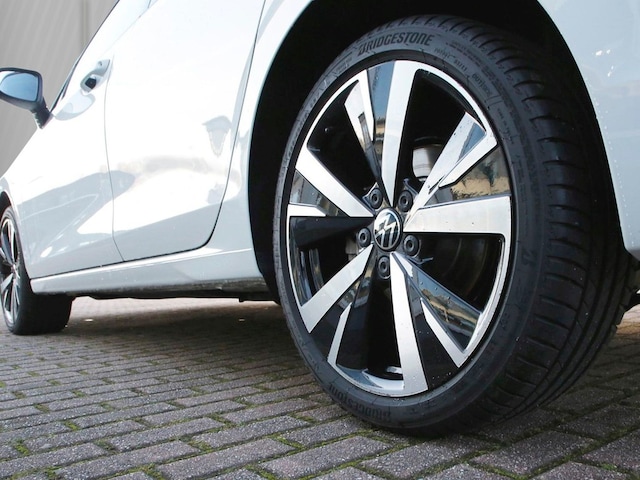 Volkswagen Golf Golf VIII Life eHybrid