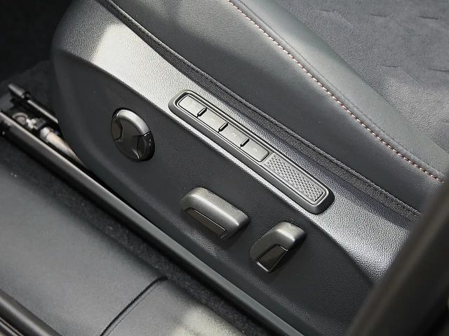 Cupra Terramar 1.5 e-Hybrid VZ