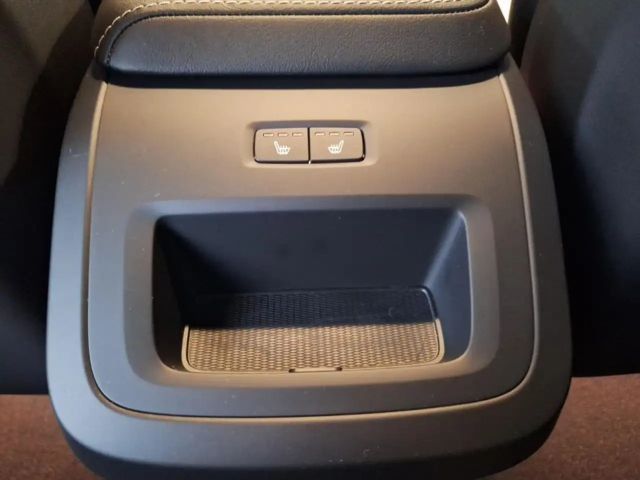 Volvo XC60 Dark Plus