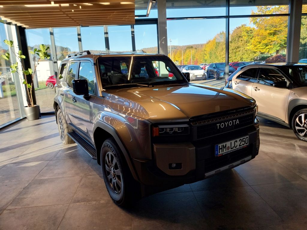 Toyota Land Cruiser 5-deurs Basis