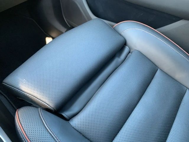 Renault Koleos Blue Initiale Paris