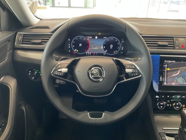 Skoda Superb 2.0 TDI Combi Style Style