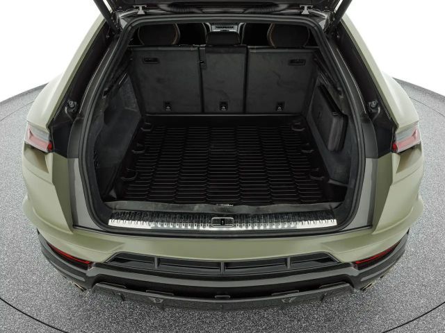 Lamborghini Urus Performante