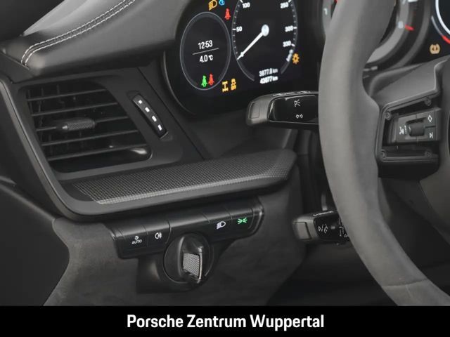 Porsche 992 4 Coupé GTS Targa