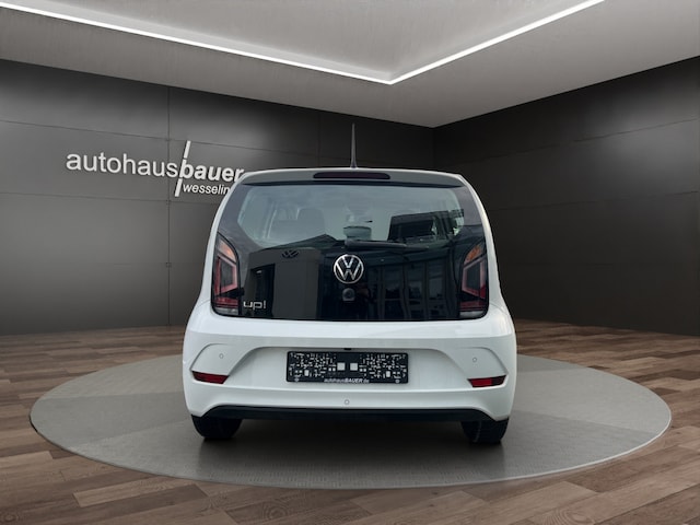 Volkswagen up! Move Move up!
