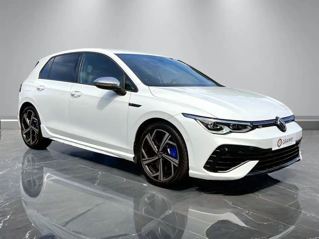 Volkswagen Golf "R" +DCC+AKRAPOVIC+LEDER+MATRIX+ASSISTS+