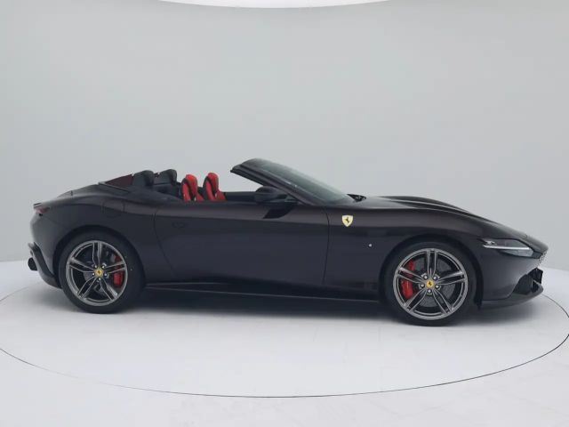 Ferrari Roma Spider