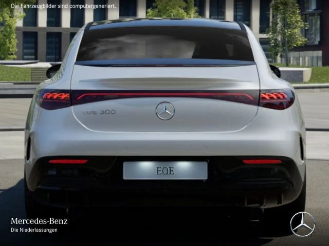 Mercedes-Benz EQE 300 AMG Line Sedan