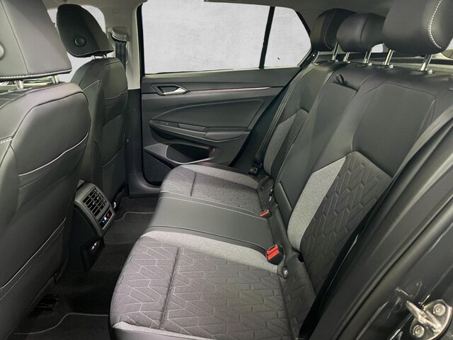 Volkswagen Golf 1.5 eTSI DSG