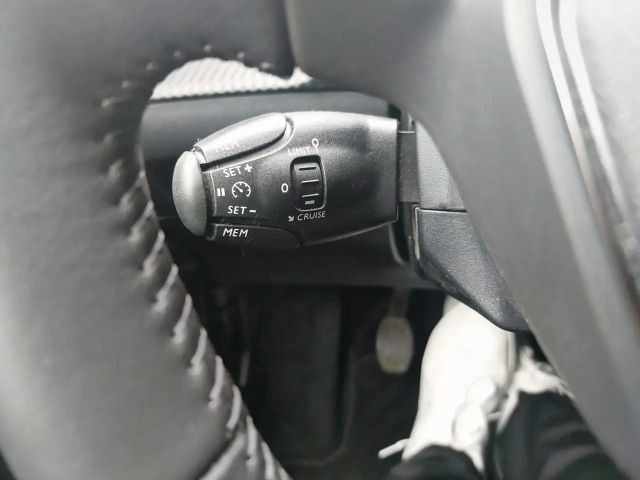 Peugeot 2008 Active Pack