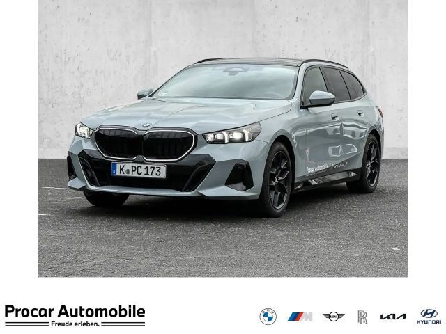 BMW 520 520d M-Sport Touring xDrive