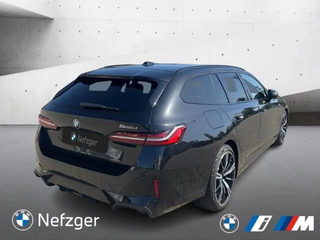 BMW 520 520d M-Sport Touring