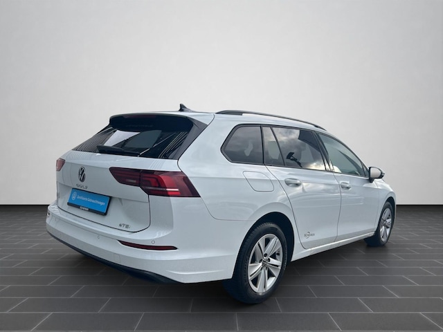 Volkswagen Golf 1.5 eTSI DSG Life Variant