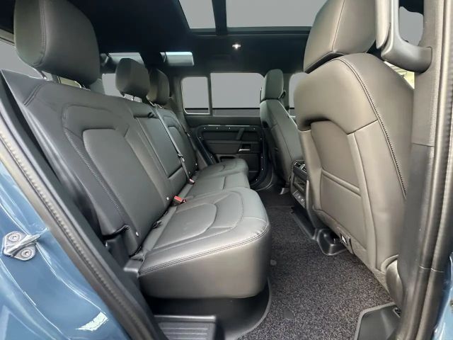 Land Rover Defender 110 D200 Dynamic SE