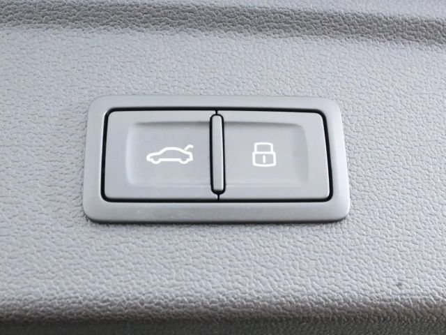 Audi A3 35 TDI S-Line Sedan