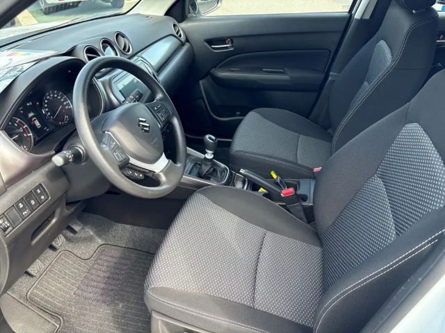 Suzuki Vitara Club Hybrid