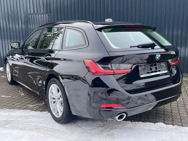 BMW 320 320d Touring