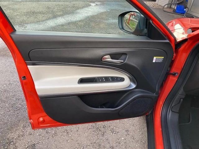 Fiat 600e La Prima