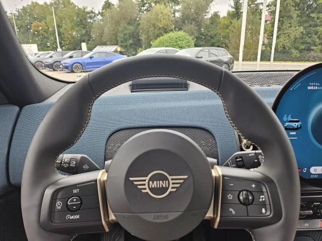 MINI Cooper Countryman Countryman E HUD JCWSitz.PanoD.Kamera 19" Navi LED