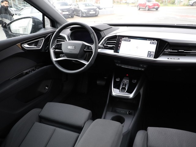 Audi Q4 e-tron SUV 45 e-tron Audi Q4 e-tron