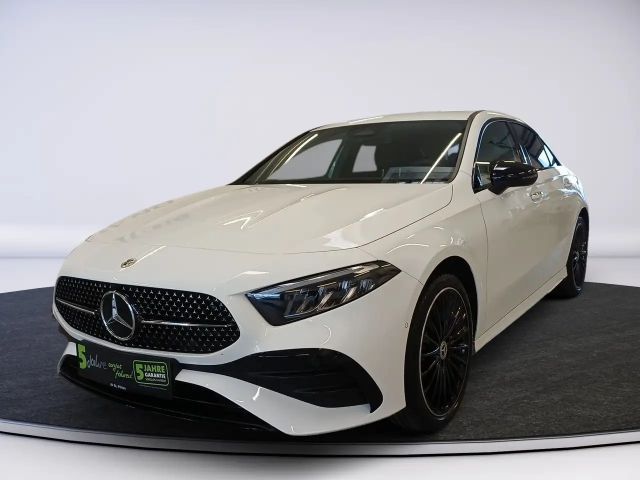 Mercedes-Benz A 250 A 250 e AMG Line