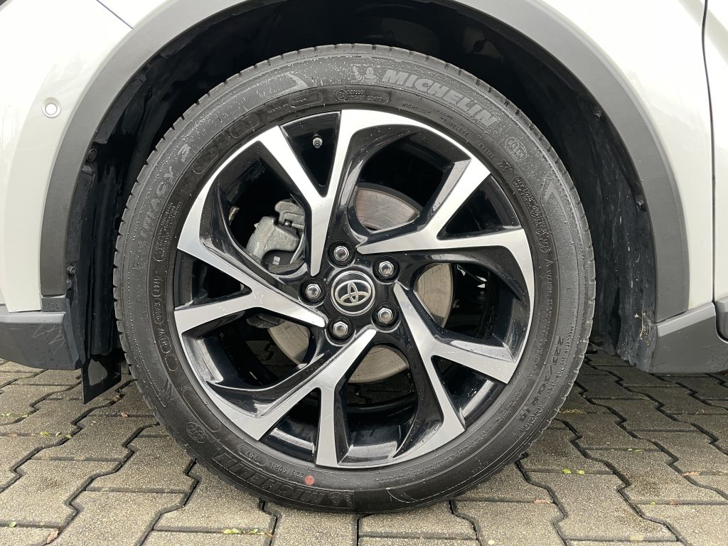 Toyota C-HR 5-deurs Plus