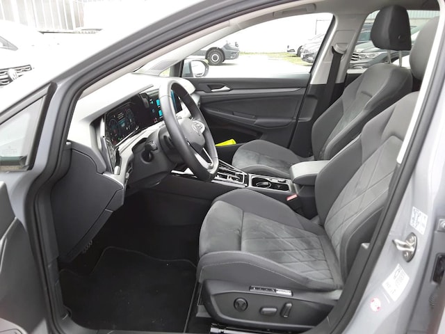 Volkswagen Golf 1.5 eTSI DSG Golf VIII Style