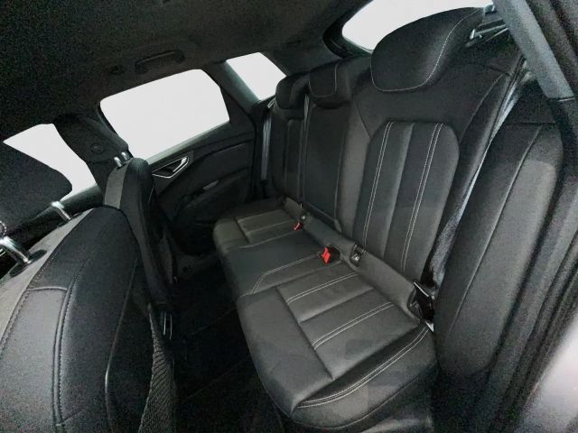 Audi Q4 e-tron 45 e-tron 210 kW