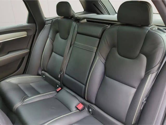 Volvo V90 R-Design Recharge T8