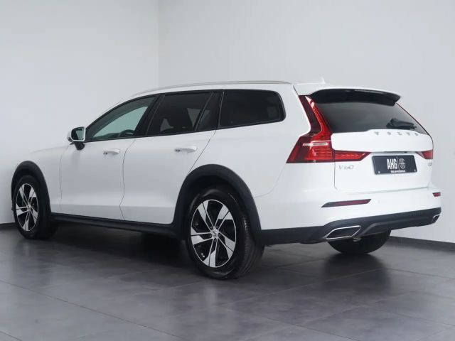 Volvo V60 Cross Country AWD